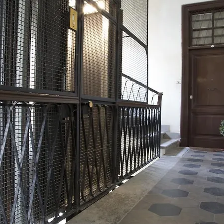 Cairoli Interno 9a - La Sapienza - Termini Station